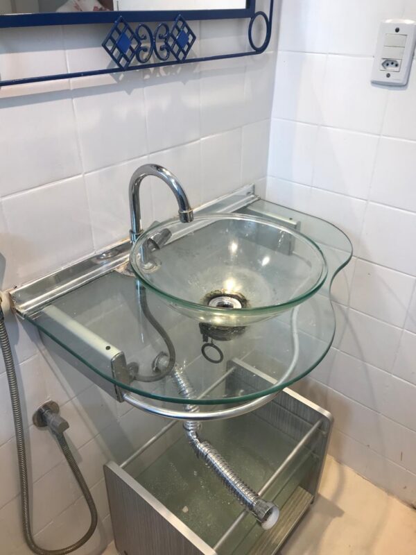 Bancada Banheiro 70 X 45,5 - 977 - NB1 Kit Bancada de Vidro Incolor com Cuba e Torneira para Banheiro/Lavabo