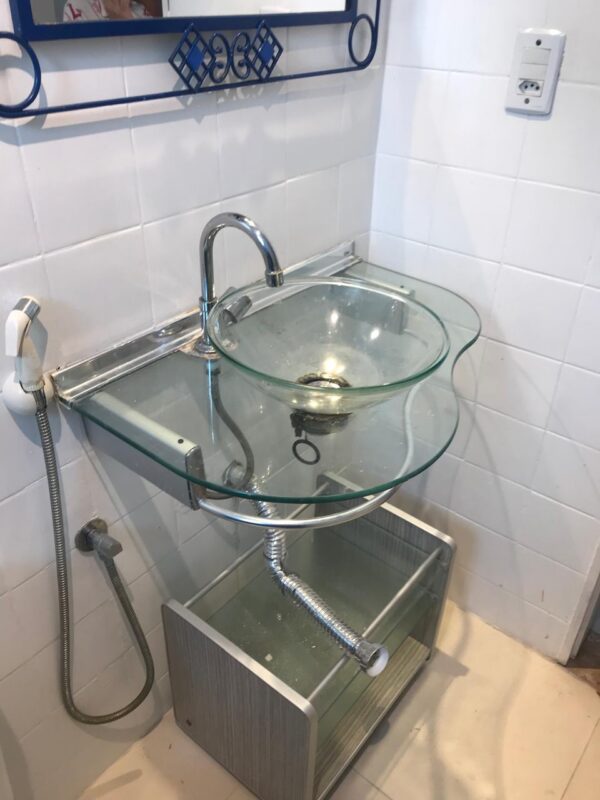 Bancada Banheiro 70 X 45,5 - 977 - NB3 Kit Bancada de Vidro Incolor com Cuba e Torneira para Banheiro/Lavabo