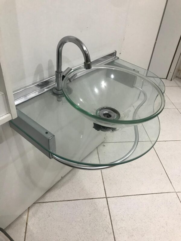 Bancada Lavabo-Banheiro 70 X 45,5 - 977 - Cris-metal - 1a Kit Bancada de Vidro Incolor com Cuba e Torneira para Banheiro/Lavabo