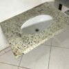 Bancadas Granito Fortaleza Lavatorio 1b3 Bancada em Granito Fortaleza para Lavatório com Cuba e Válvula