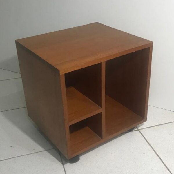 Módulo Gabinete para CPU em Madeira de Cedro com Rodízios