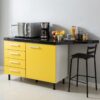 Imagem IA_3 Balcão Gourmet com Tampo em Granito e Acabamento em Laca Amarela