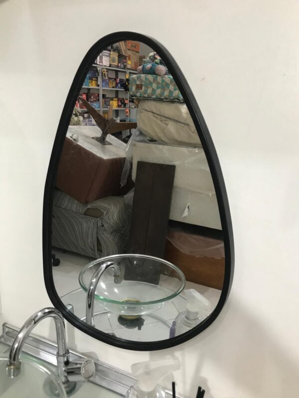 3- Espelho Orgânico Decorativo com Moldura Preta 60x40